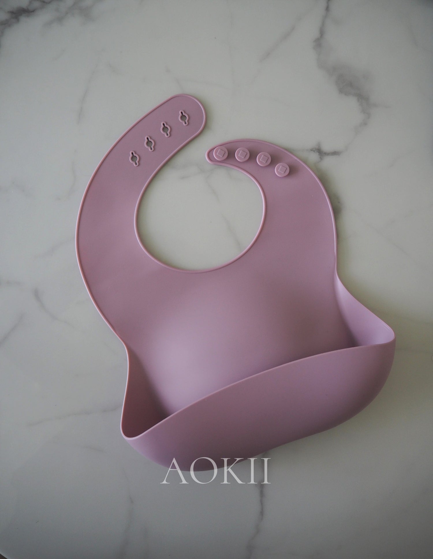 Food-grade silicone baby feeding bib, BPA-free and PVC-free